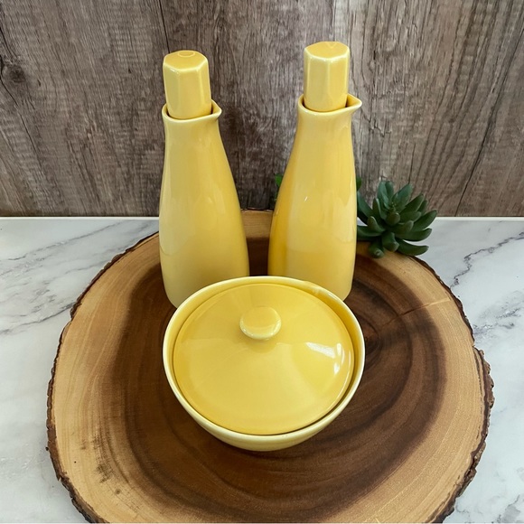 Diane Von Furstenberg Olive Oil Vinegar Cruet Set and Sugar Bowl Tamarind Yellow - Picture 13 of 13